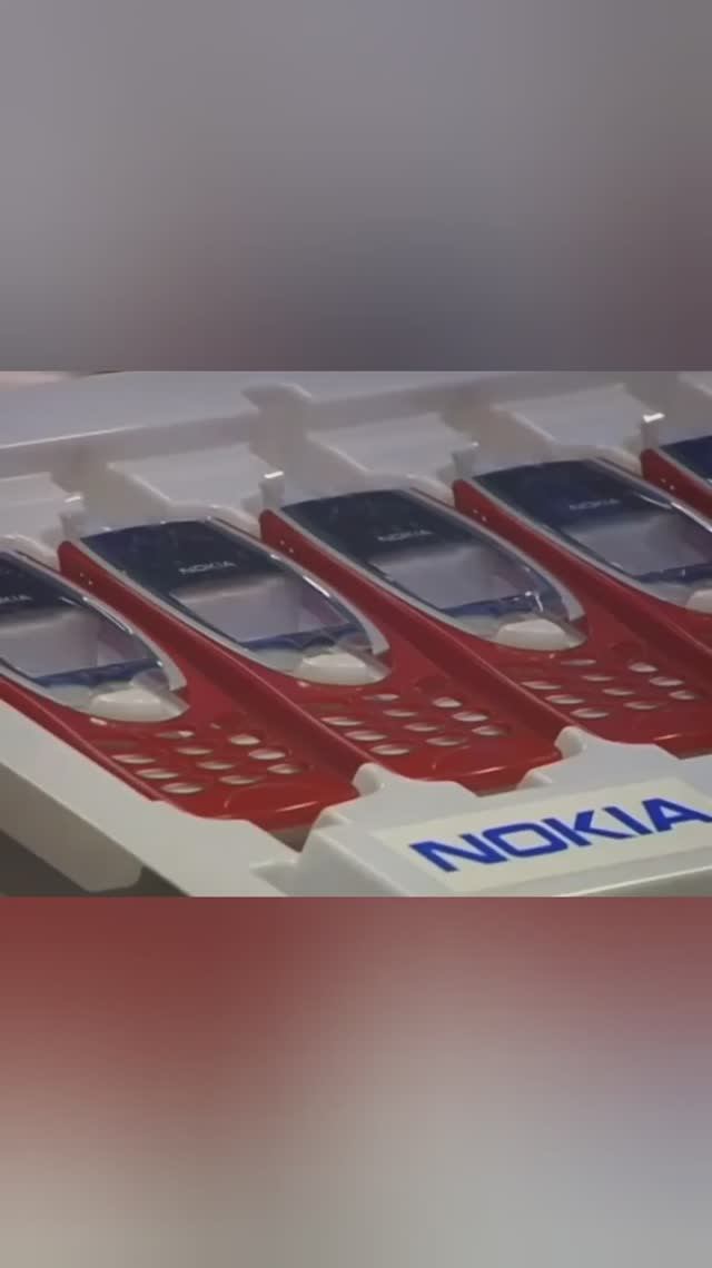 Сборка мобильных телефонов Nokia 1999 год
