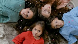 Песня на День Матери "Мама моя, никого нет в мире ближе тебя...".  Песни для мам.