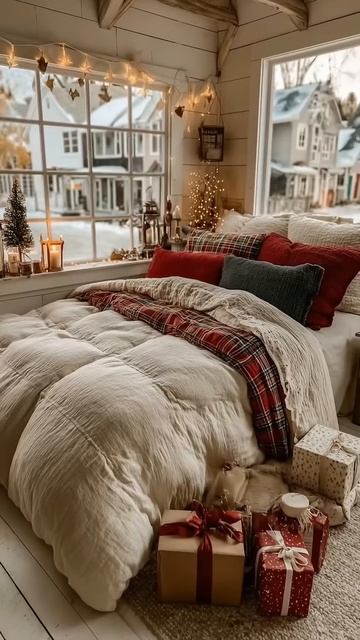 Inside a Cozy Christmas Home in the Snow ❄️🎄🏠#christmashome #cozyhome #winterhouse #christmasdecor смотреть онлайн
