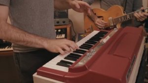 I_Will_Survive_Gloria_Gaynor_funk_cover_ft_Mario_Jose (video-converter.com)