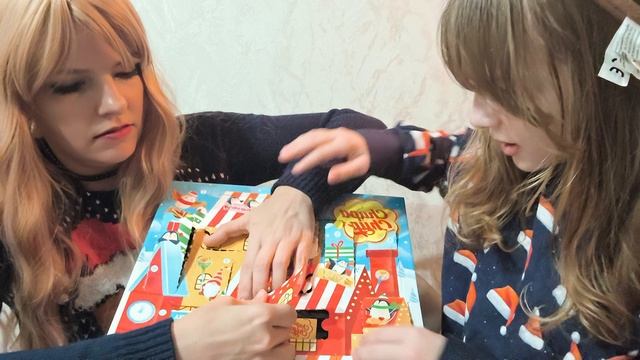 Распаковка адвент календаря из фикс прайса.