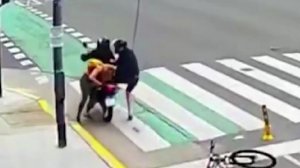 Российская туристка задержала уличных грабителей на мотоциклах в Аргентине