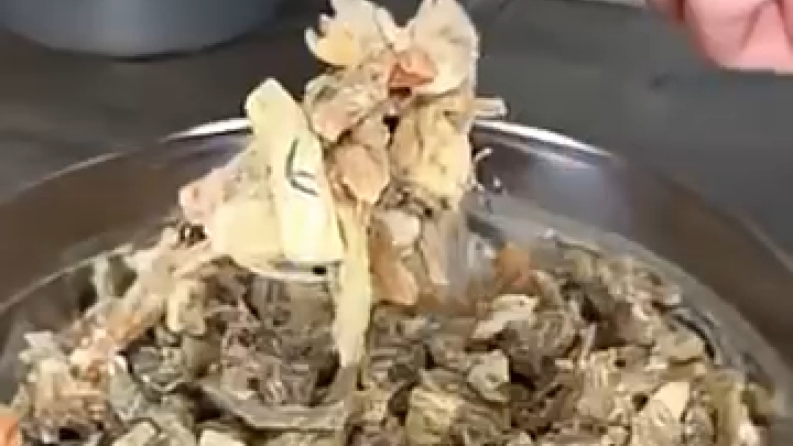 Вкусный САЛАТ из печени...🥗🥩😋    Рецепт ⤵️