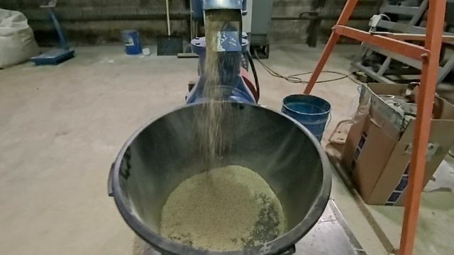 Смеситель горизонтальный ленточный в составе линии гранулирования смотреть онлайн