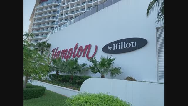 Дубай! Большой обзор отеля Hampton by Hilton Marjan Island. Немного о шоппинге в ОАЭ октябрь 2024 смотреть онлайн