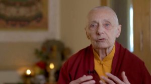 Джецунма Тензин Палмо о даровании обетов гелонгмы в Бутане