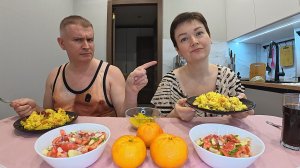 Мукбанг у Вована пропал АППЕТИТ! НЯНЧИТЬСЯ с мужиком или нет?! Куриный плов на Семейный ужин Россия