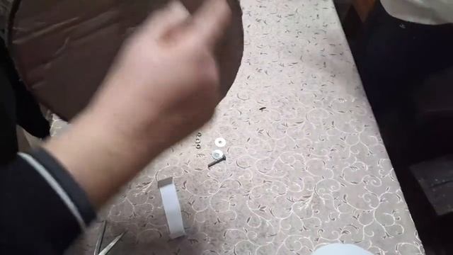 Делаем бюджетное колесо для хомячка смотреть онлайн