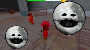 Луна хочет нас съесть в Roblox