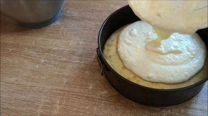 Вкусный БИСКВИТНЫЙ пирог с ТВОРОЖНОЙ прослойкой БЫСТРО и ВКУСНО