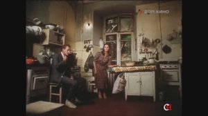 Одинокий автобус под дождем - трейлер