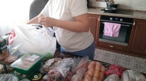 Закупили продукты и лакомства для наших питомцев! Большая распаковка!