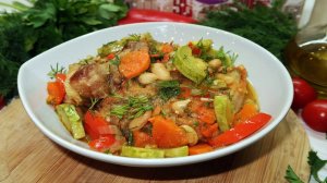 Свиные ребрышки с овощами на сковороде