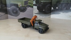 Обзор модели Зил-130Г с краном 4030П, масштаб 1:43, "Deagostini"