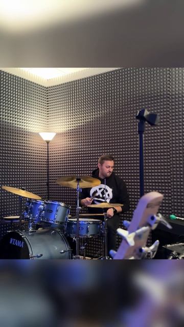 Уроки игры на барабанах. Музыкальная школа «Белочка» центр СПб