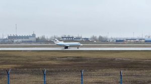 Посадка Як-40.