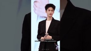 RUSSUB 111125 Ло Юньси офлайн-мероприятие с Mango TV