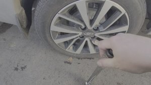 Как правильно затягивать колеса? Моменты затяжки на лада