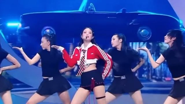 Jennie - (Mantra)/Speech смотреть онлайн