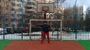 Упражнения с двуручной булавой весом 2.1 кг (3)