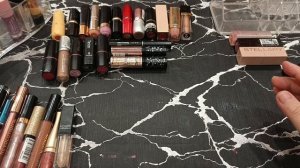 Перебирашки. Помады, блески для губ💋