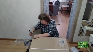 Кухню собираю. Трубу промывают. Грибы муж нарвал.