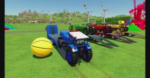 МУЛЬТИК ПРО ТРАКТОР.  КРАСОЧНЫЕ ТРАКТОРА КАТАЮТСЯ НА ДЕТСКОЙ ПЛОЩАДКЕ.