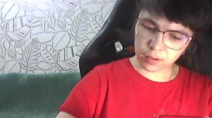 Падает хлопьями снег за окном...