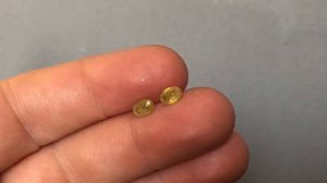 Сфен натуральный, пара 1,24кт №570