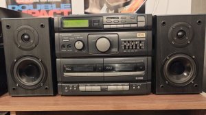 Музыкальный центр (голова) - Panasonic RX-DT690 (1996 на), слушаем на акустике Kenwood LS-990HG