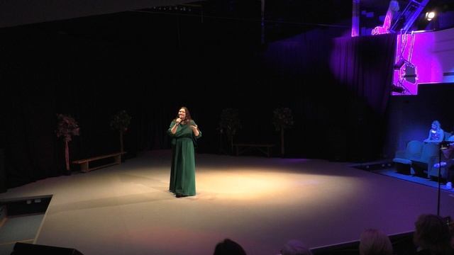 2025-11-15_Эвридика_Ретро-концерт_09_Звездное лето