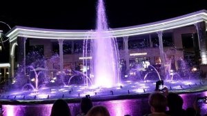 Светомузыкальный фонтан в Кисловодске. Угадай мелодию. 2022 год. Август месяц.