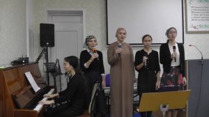 Любoвь coшлa c нeбec нa крecт крoвaвый