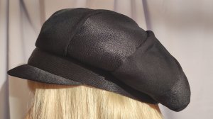 Берет женский