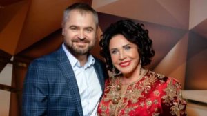 75-летняя Бабкина заявила, что выглядит моложе 45-летнего мужа