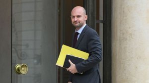 В МИД Франции не исключили, что Киев не вернет кредит из активов РФ