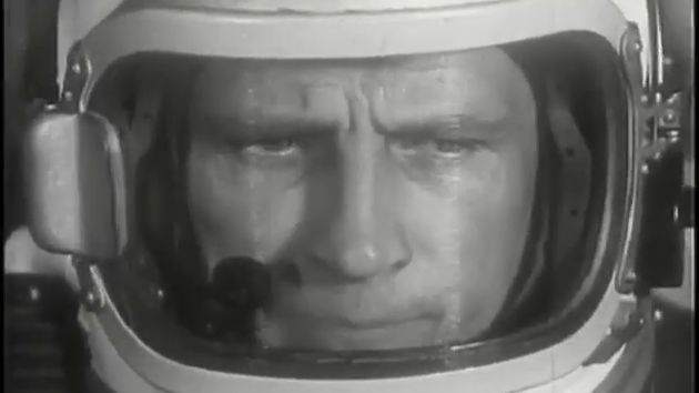 Александр Маршал. Испытатель. Клип с  разными самолетами времен СССР смотреть онлайн