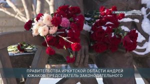 В Иркутске открыли памятник народным артистам Виталию Венгеру и Наталии Королевой