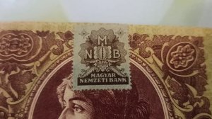 Марки на купюрах как подтверждение законного платежного средства