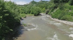 Красивые горы и реки Дагестана, пейзаж классный, река рубас после дождя