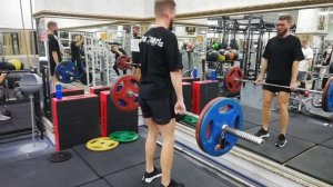 Силовая тренировка становая тяга в классике, техника чуть хромает,))20251110205229