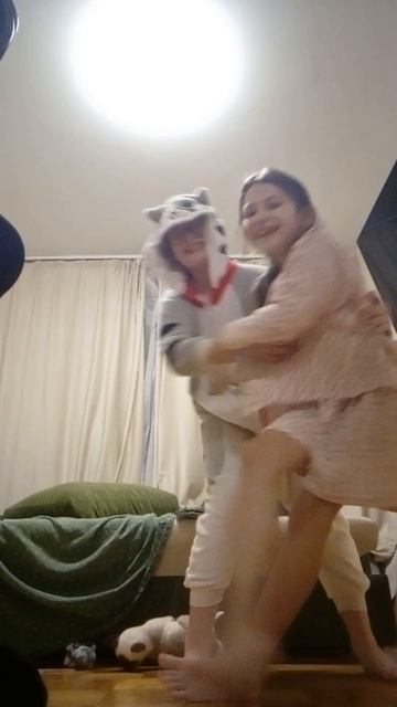 уронили зеркало