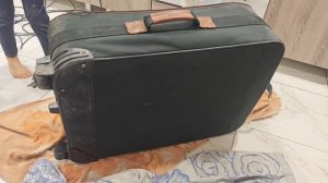 Помыла чемодан который валятся на чердаке с 2009 года.