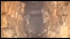 Нечто странное снял в катакомбах робот