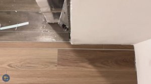 Как уложить плитку и кварц винил в один уровень: инструкция своими руками