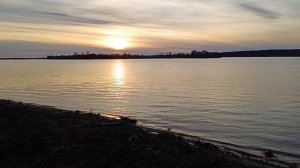 Вечерняя Кама в ноябре.