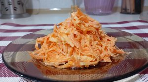 Салат МОРКОВНЫЙ с чесноком и майонезом.