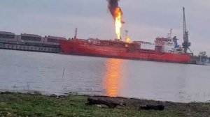 На борту судна в Одесской области загорелось оборудование для перекачки газа