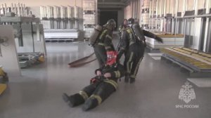 В Абакане условно тушили завод по производству пластиковых изделий