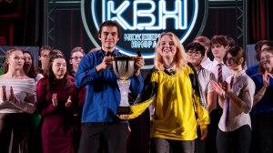 Будущие инженеры юмора: в Первом электротехническом состоялся турнир КВН среди первокурсников